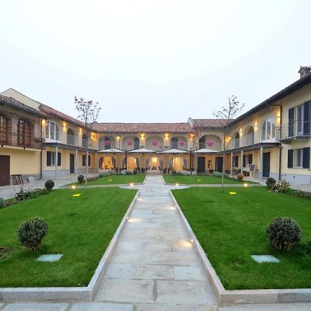 Agriturismo Cascina Varie Castagnito Luaran gambar