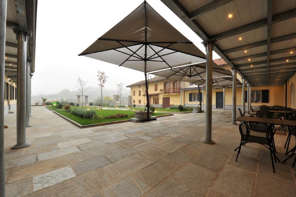 Agriturismo Cascina Varie Castagnito Luaran gambar