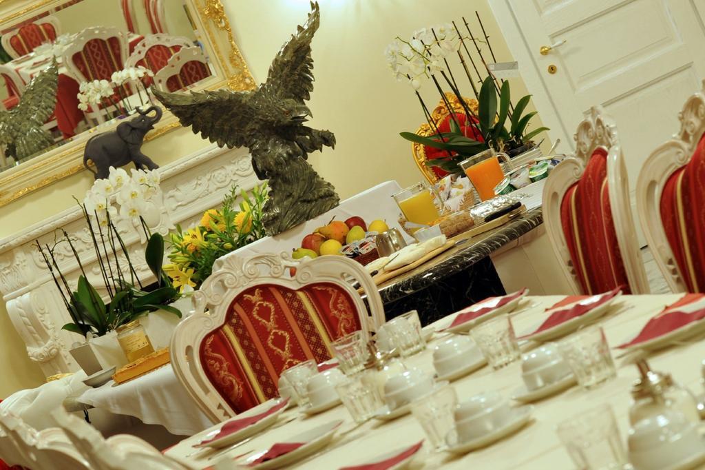 Agriturismo Cascina Varie Castagnito Luaran gambar