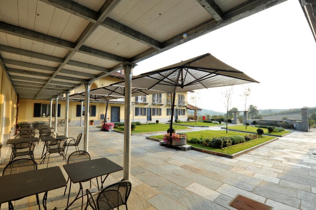 Agriturismo Cascina Varie Castagnito Luaran gambar
